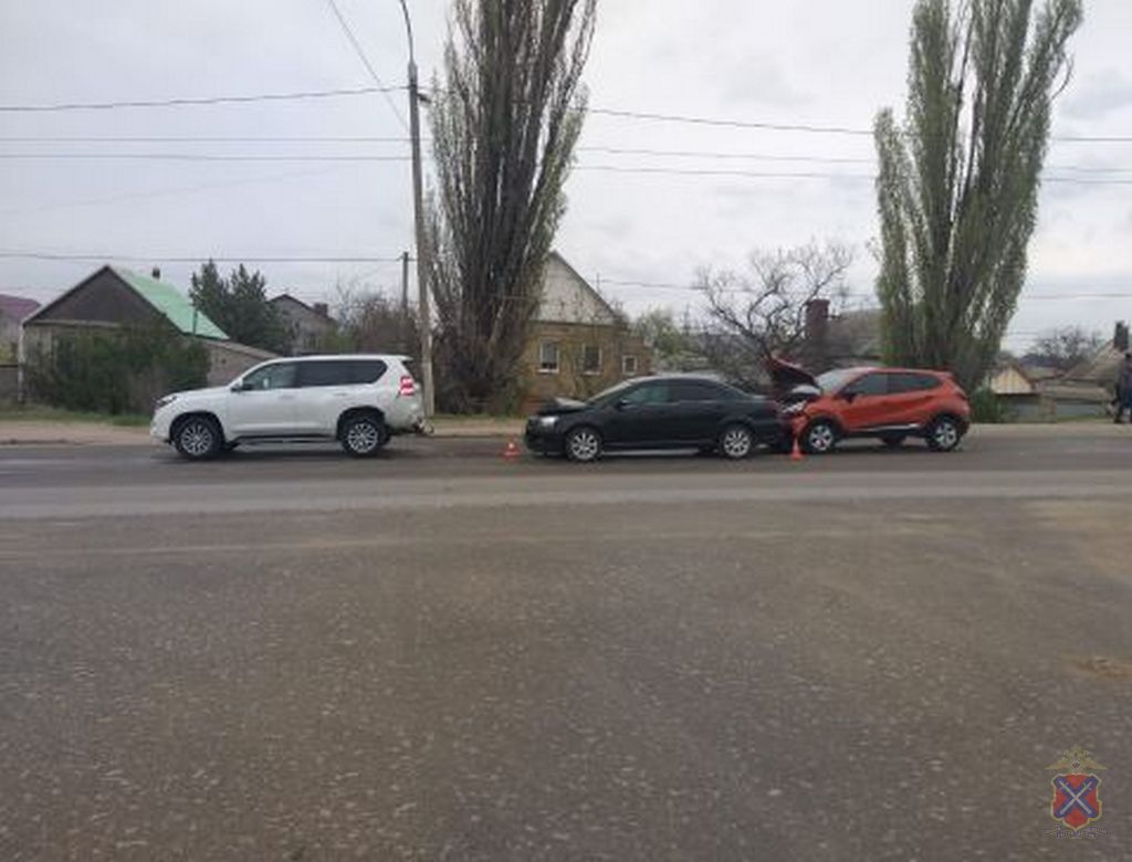 15 апреля в Волгограде случилось три ДТП